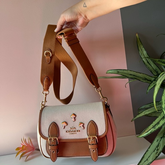 CUSTOM Coach Lucy Crossbody Bag Authentic Mushroom Patch Collector Must Have!๐ - Picture 8 of 12